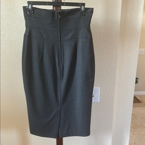 BCL Elegant high waisted Black Pencil Skirt - Picture 2 of 3